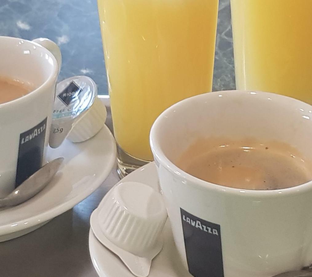 Pizzeria Alzbetka Hotel Strecno Bagian luar foto